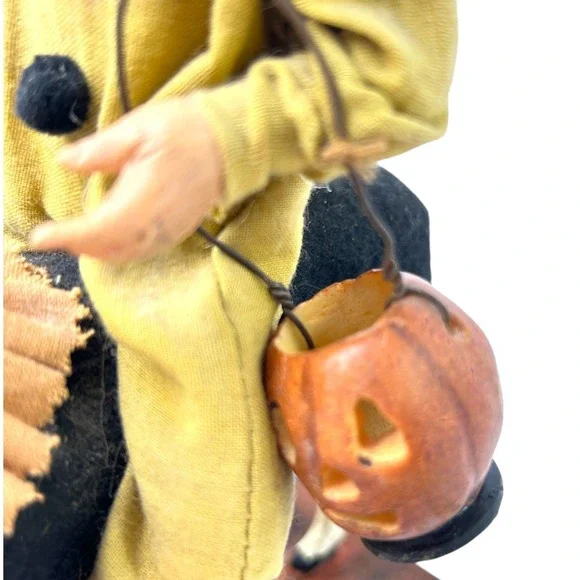 Bethany Lowe Halloween Jester Clown on Sheep w/ Trick Treat Flag Jack o Lantern - Picture 9 of 13